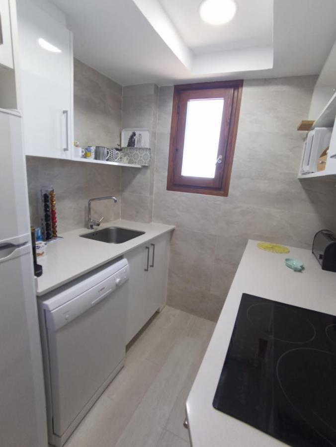 Albatros House Apartment L'Escala Exterior photo